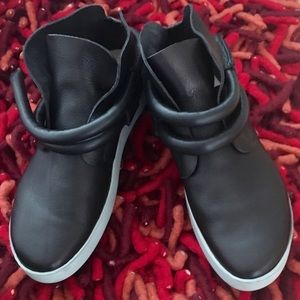 TRIPPEN  booties DEW black